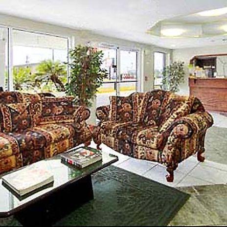 Travel Inn Winter Haven Interior photo