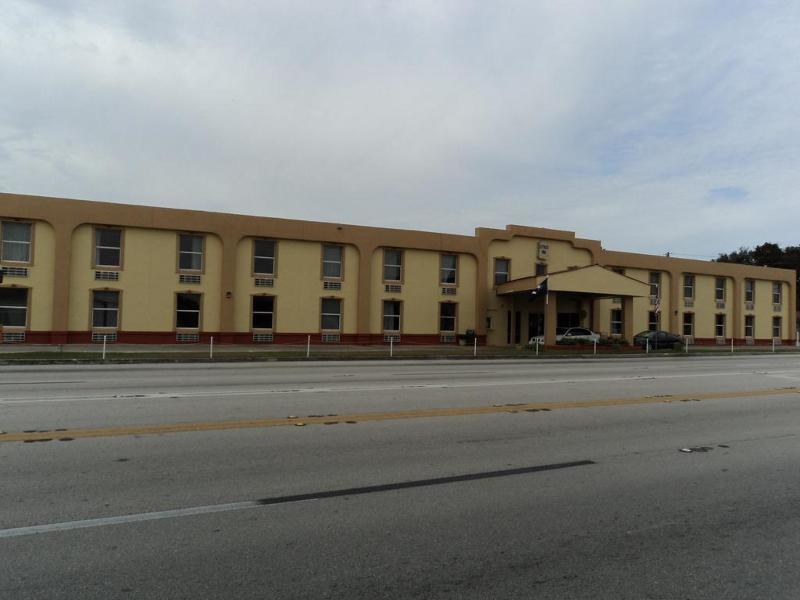 Travel Inn Winter Haven Exterior photo